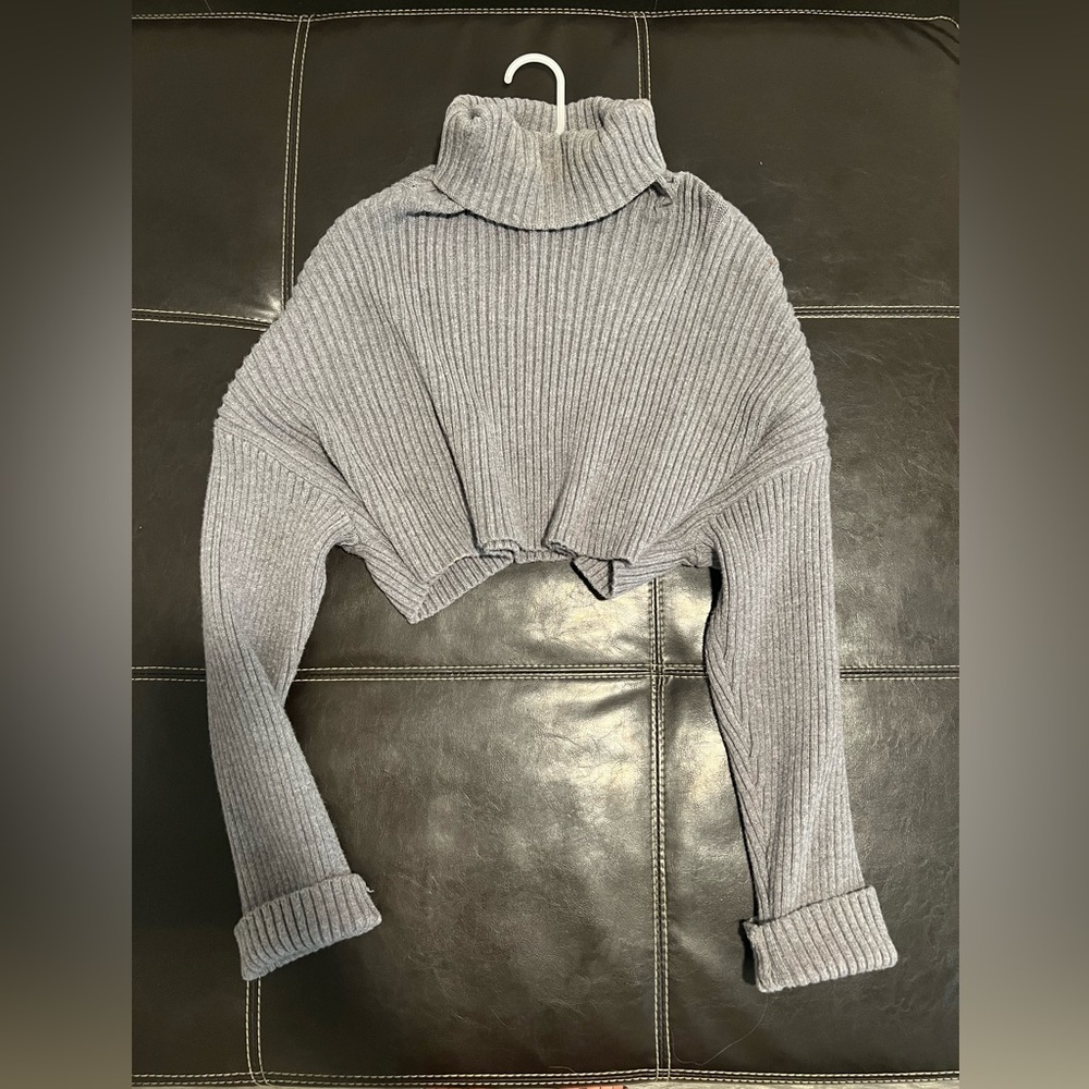 Cropped boutique sweater